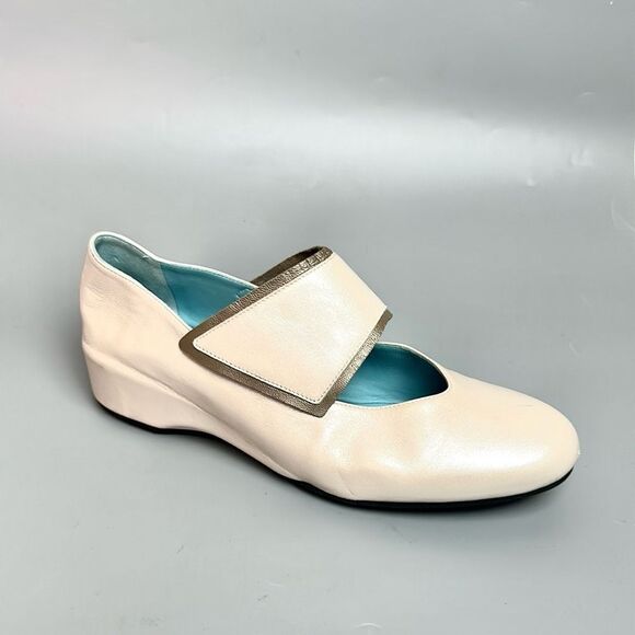 Thierry Rabotin Abra Mary Jane Shoes Leather low Wedge Off White EUR 41 US 10,5 - Picture 1 of 14
